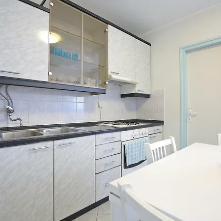 Good Vibes Apartment